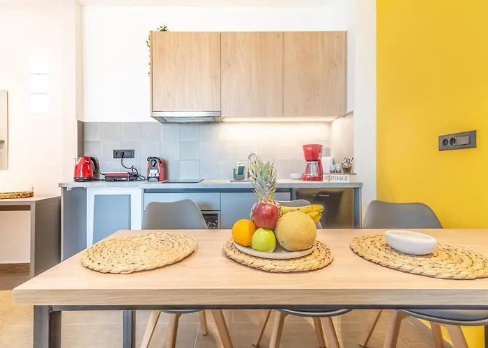 Luxury Seaside Апартаменти *