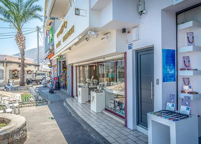 Luxury Seaside Апартаменти *