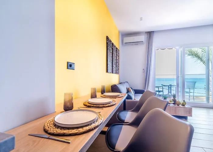 Luxury Seaside Херсониссос