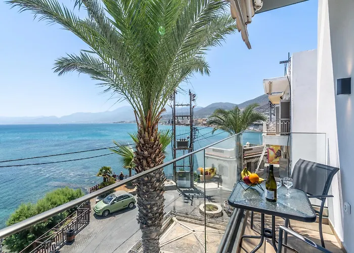 Luxury Seaside Херсониссос