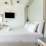 Luxury Seaside *