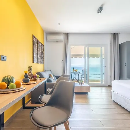 Luxury Seaside *