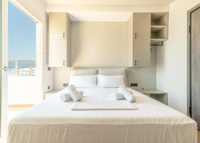 Luxury Seaside Διαμέρισμα Χερσόνησος